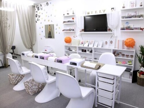 ネイル ミリー(NAIL MILLY)(福岡県福岡市博多区冷泉町7-19 NRビル4階)