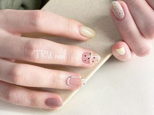 トゥルーネイルアンドアイラッシュ 長崎店(TRU NAIL & EYELASH)(長崎県長崎市銅座町-14-2寿ビル5F)