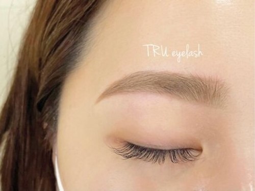 トゥルーネイルアンドアイラッシュ 宮崎店(TRUNAIL&EYELASH)(宮崎県宮崎市橘通東3-5-32 みとよビル2F 2-1)