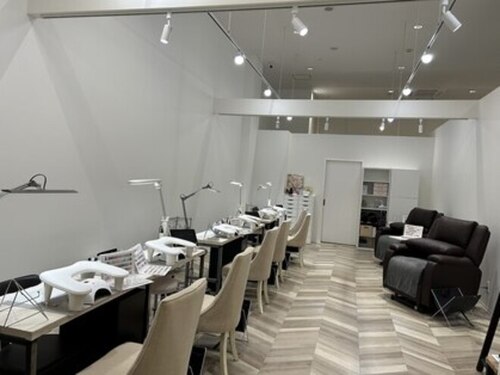 ネイルチップス オプシアミスミ店(NAIL TIPS)(鹿児島県鹿児島市宇宿2-3-5 1F)