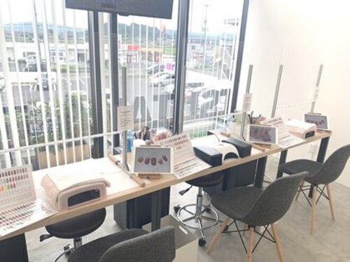ネイルチップス 霧島店(NAIL TIPS)(鹿児島県霧島市国分野口東8-40-2F)