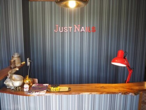 ネイルサロン ジャスト ネイルズ(Just Nails.)(沖縄県糸満市西崎3-195-2 1F)