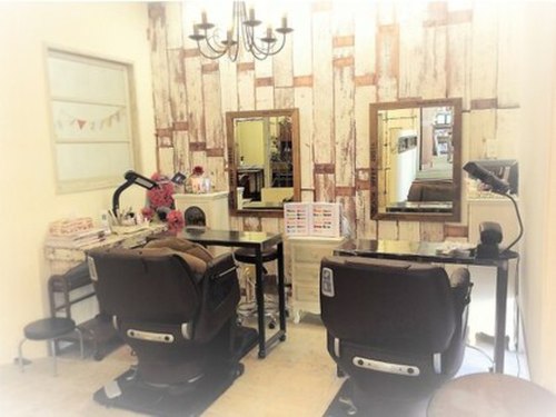 ヘアーメイク ジャスパー(Hair Make Jasper)(沖縄県豊見城市宜保2-6-8 コーポTOKI103)
