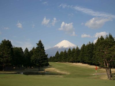 ランキング第3位はクチコミ数「212件」、評価「3.94」で「富士宮ゴルフクラブ」