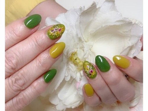アグラスネイル(Agrace Nail)(北海道札幌市中央区南14条西8-5-11F)