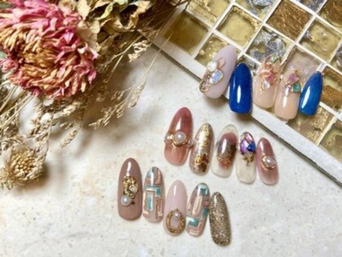 ネイルサロン ヴィヴィアン クオーレ(Nail Salon viviaN cuore)(北海道札幌市中央区南2条西6-土肥ビル5階)