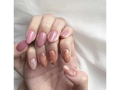 ネイルモア 札幌店(NAIL moA)(北海道札幌市東区北7条東9-2-20アリオ札幌1F)