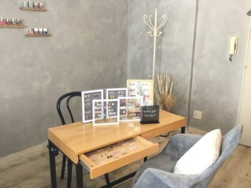 ネイルサロン リル(nail salon rire)(北海道札幌市中央区大通西6-クリーンハイツ707)