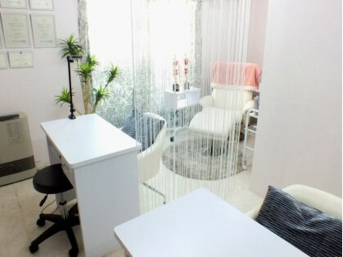 ポッシュネイル(Posh Nail)(北海道札幌市中央区南3条西24-2-1弘和ビル201)