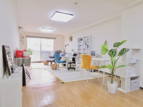 アビアント(abientot)(北海道札幌市中央区北2条東1-4-9アーバンコート武蔵野301号室)