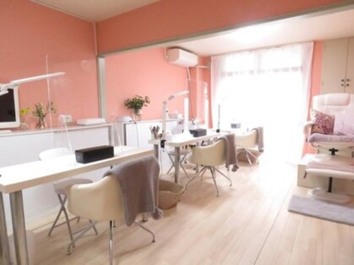 ネイルサロン ラゴ(Nail salon Lago.)(北海道札幌市白石区東札幌5条6-1-17ダイアナ白石ビル401)