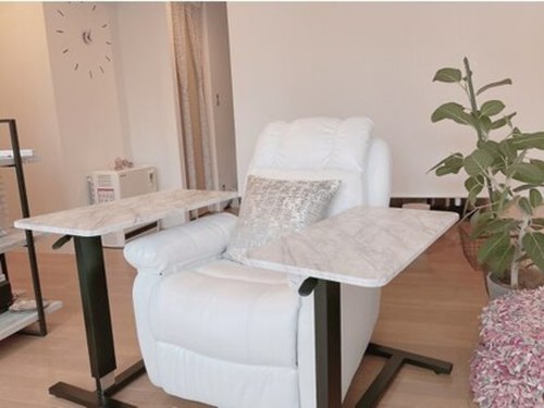 ジェミーネイル(Gemmy nail)(北海道札幌市中央区北1条西28-1-10LIMETREE円山301SalondeMurir内)