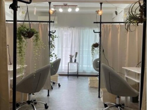 ニュアンスネイルサロン loulou nail【ルルネイル】(北海道札幌市中央区南2条西6-5-3 住友狸小路プラザハウス404)