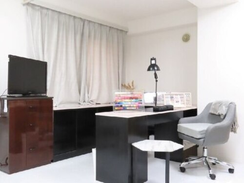 privatesalon Chez Espoir【シェ エスポワール】(北海道札幌市中央区南2条東3-9-1パークヒルズイースト23A 302号室)