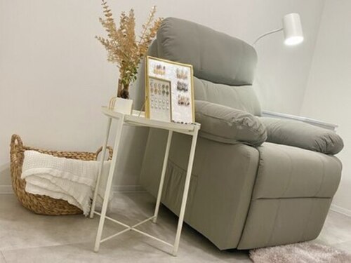 nail salon luire【10月中旬 NEW OPEN(予定)】(北海道札幌市中央区南3条西12-325)