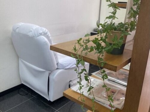 eye+【まつげパーマパリジェンヌ】(北海道札幌市中央区大通西24- アルファ円山2F 美容室アン店内)