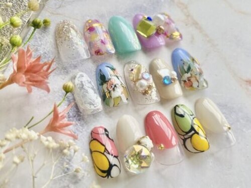 chem NAILSTUDIO 札幌駅前店【チェム ネイルスタジオ】(北海道札幌市北区北7条西4-1-1 東カン札幌駅前ビル812号室)
