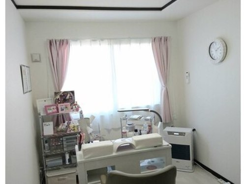 ネイロ(Nailo)(北海道千歳市旭ヶ丘)