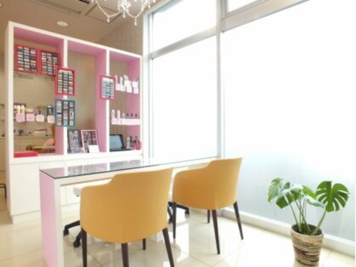 ネイル モア 盛岡店(NAIL moA)(岩手県盛岡市向中野7-14-3アクロスプラザ盛南)