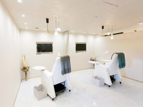 ルミナ(Lumina)(群馬県高崎市問屋町西1-7-2アーバンKF103)