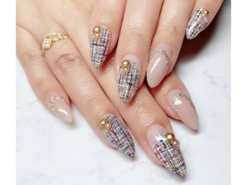 ネイルサロン シャルール(Nail salon Chaleur)(埼玉県上尾市浅間台2-10‐23文蔵ビル2F)