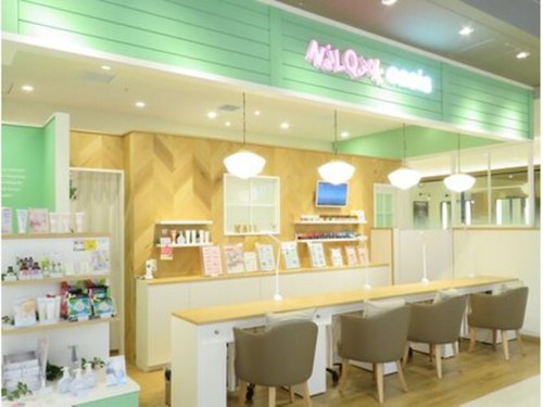 ネイルクイックオアシスペリエ千葉店(千葉県千葉市中央区新千葉1‐1‐1ペリエ千葉4F)