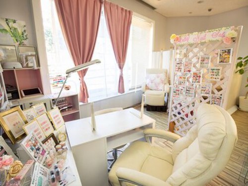 ベティ ネイル サロン(Betty)(千葉県船橋市藤原7-3-1東信馬込沢ビル1F)