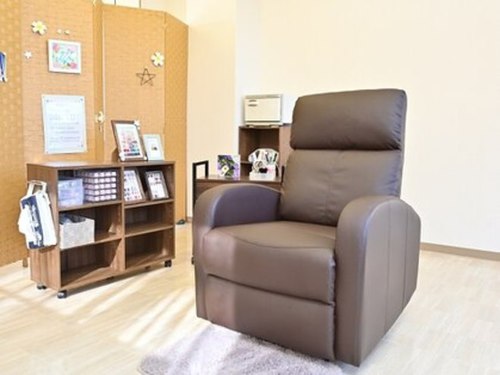 エムズネイル(M's Nail.)(千葉県成田市花崎町828-7山倉ビル301)