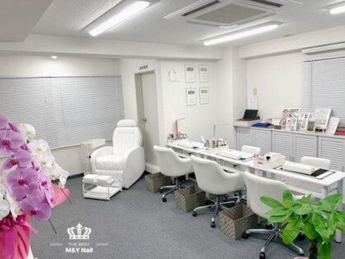 エムアンドワイ ネイルサロン 秋葉原店(M&Y)(東京都千代田区神田佐久間町3-21-48第2スヂノビル601)
