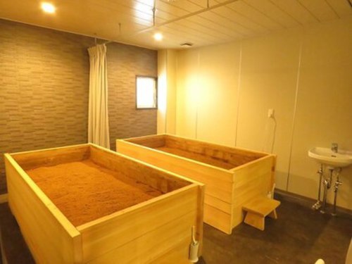 日本橋酵素風呂(東京都中央区日本橋小舟町4-7)