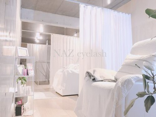 ナーズ アイラッシュ アンド アイブロウ バイ メディカルサロン(NAZ)(東京都港区南青山3-8-13号FS南青山308)
