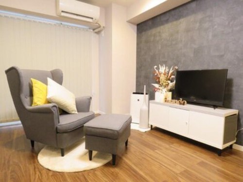 ネイルサロン モンド 赤坂(Nail Salon mondo)(東京都港区赤坂2―8―14ラミアール赤坂202)