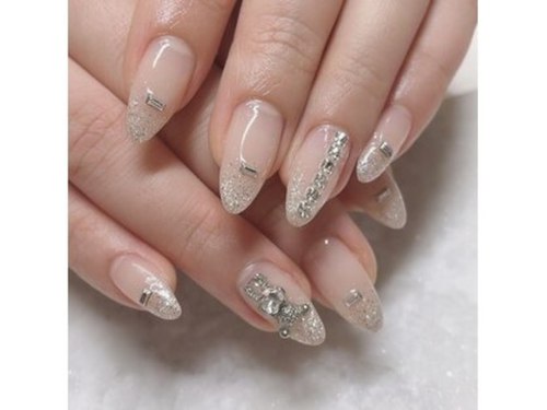 カラーリリー 恵比寿(Calla lily)(東京都渋谷区恵比寿1-22-13メゾンドペルル301)