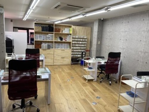 マッドネイル(MAD NAIL)(東京都渋谷区円山町25-4加藤ビル3F)