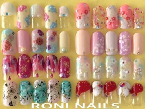 ロニネイルズ(RONI NAILS)(東京都渋谷区代官山町2-6シャトレ代官山アネックス303)