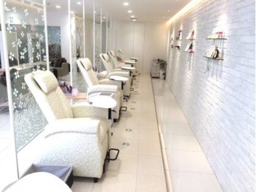 グラマラス プレジール 中野店(glamourous plaisir)(東京都中野区中野3-34-322F)