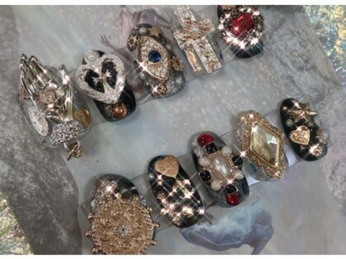 チャーレム ネイル(charlem nail)(東京都杉並区高円寺南4-24-9高円寺南中央ビル305)