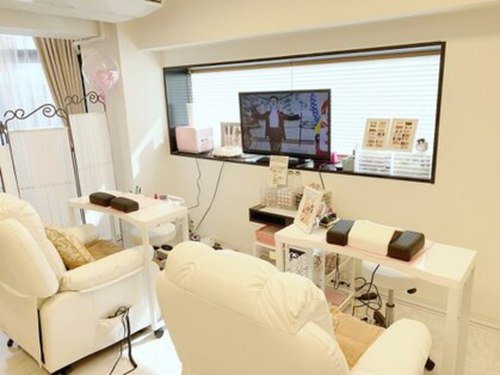 ネイルジョル 池袋店(Jaol)(東京都豊島区東池袋1-40-1クロサワビル2F)