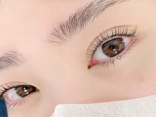 アイクイーン 赤羽店(Eye Queen)(東京都北区赤羽1-13-6丸玉ビル5F)