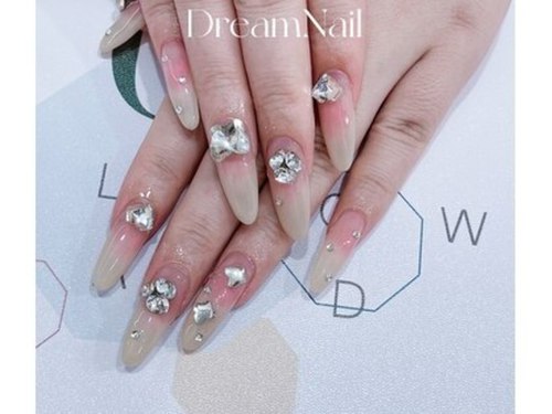 ドリーム ネイル 日暮里店(Dream Nail)(東京都荒川区東日暮里5-52-6日経商事日暮里ビル902)