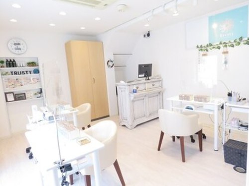 トラスティー 新小岩店(Trusty)(東京都葛飾区西新小岩1-2-9)