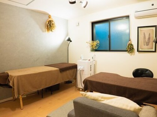 ジェイエス サロン(Js.salon)(東京都葛飾区西亀有4-)