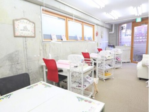 ベルネイルスクールアンドサロン(Bell)(東京都武蔵野市境南町2-11-25B1-A)
