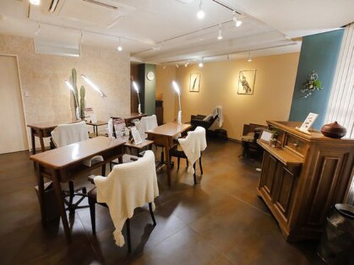 アイネイルズ 横浜EAST店(I-nails)(神奈川県横浜市西区平沼1-37-2ウィング横浜東口5F)
