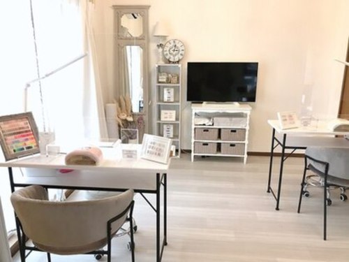 ミロワール プライベート ネイルサロン(MIROIR Private Nail Salon)(神奈川県横浜市神奈川区西神奈川2-5)