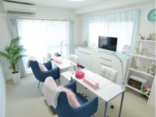 アンドシュシュネイル(&CHOU CHOU nail)(神奈川県横浜市戸塚区戸塚町4819-2 佐藤ビル303)