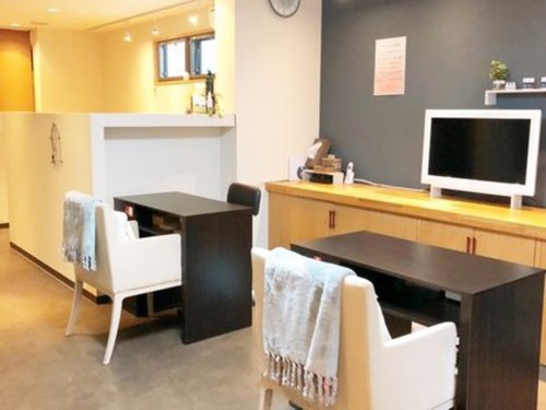 エルネイル(L nail)(神奈川県横浜市港北区綱島西1-8-12 第2長正ビル3F)