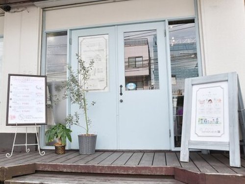 カンナ ビューティー デザイン サロン(KANNA Beauty Design Salon)(神奈川県横浜市中区新港2-2-1 ワールドポーターズ6F)
