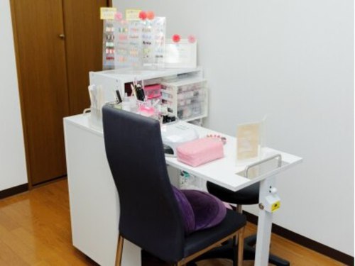 ルールネイル (Ru-ru nail)(神奈川県横浜市港南区港南台4-8-29 ベルフラワー港南台 303号室)