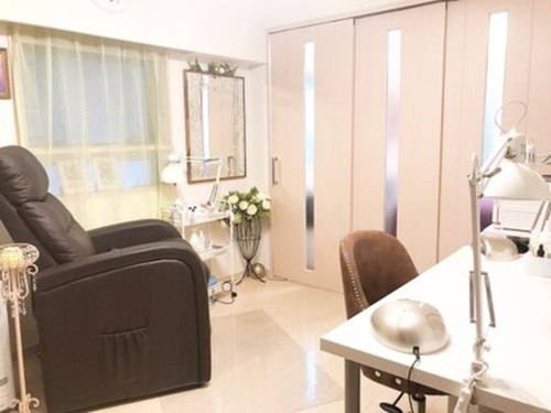 ビューティーエステ ケイトアンドハニー(Beauty Esthe Kate&Honey)(神奈川県横浜市中区山吹町1-2日神デュオステージ関内大通り公園403)
